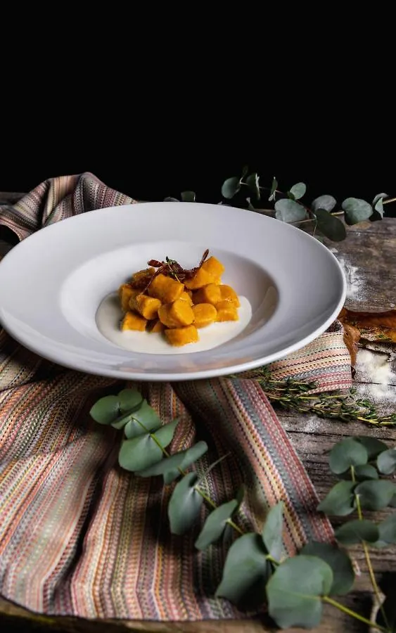 Albergo Ristorante Madonnina Кантелло
